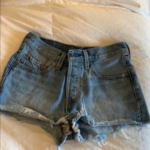 Levi’s Mid Rise Jean Shorts